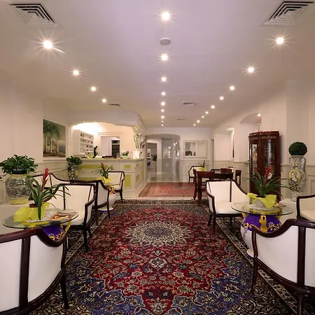 Astoria מלון 4*