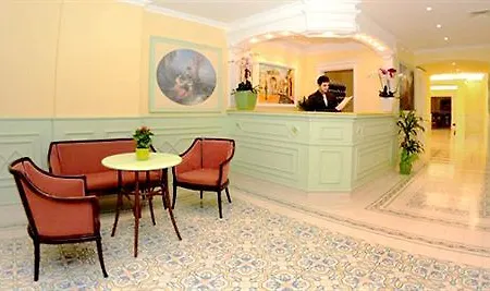 فندق Astoria 4*